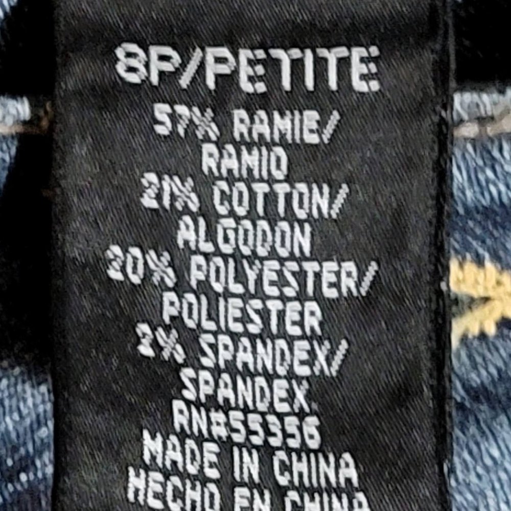 Mixit Dark Wash Cropped Jeggings. Embroidered flowers! Size 8 Petite - Picture 5 of 9